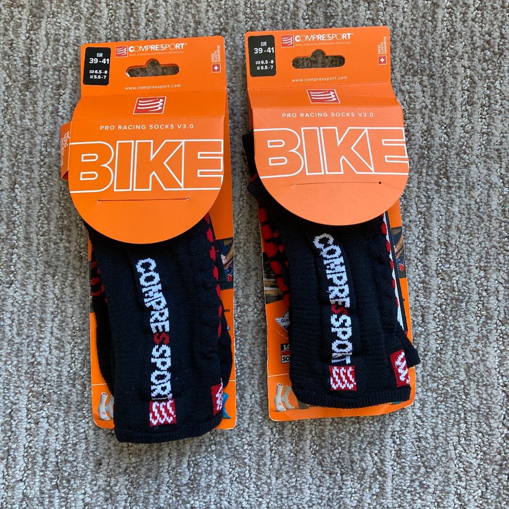 Lot of 2 Men's Small 6.5-8 T2 Compressport Ironman compression Crew socks Black